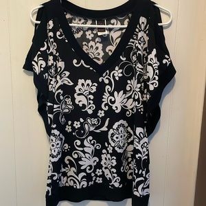Black and white floral print shirt, size Small